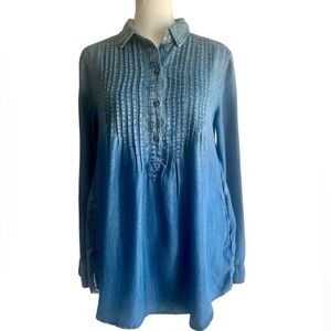 American Eagle Outfitters Jegging Fit  Chambray Long Sleeve Shirt Size XS